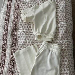 Lululemon soft stream lounge set